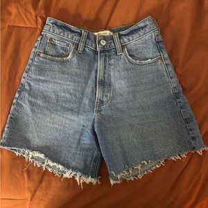 abercrombie dad short, high rise